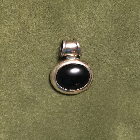 Sterling Silver & Onyx Slide Pendant - Picture 4 of 5